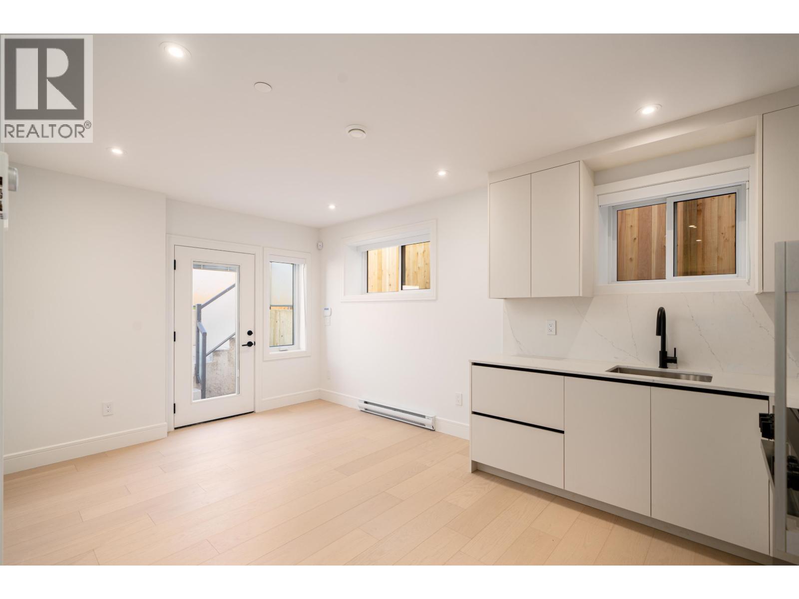 7382 MAPLE STREET, Vancouver