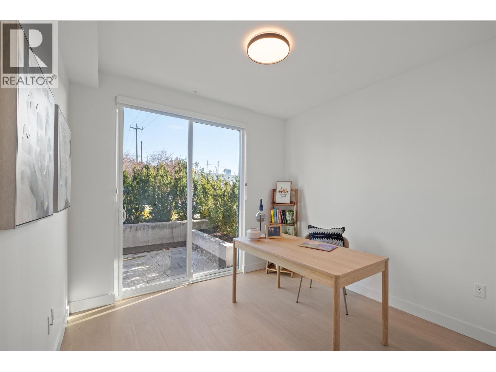 103 333 ST. DAVIDS AVENUE, North Vancouver