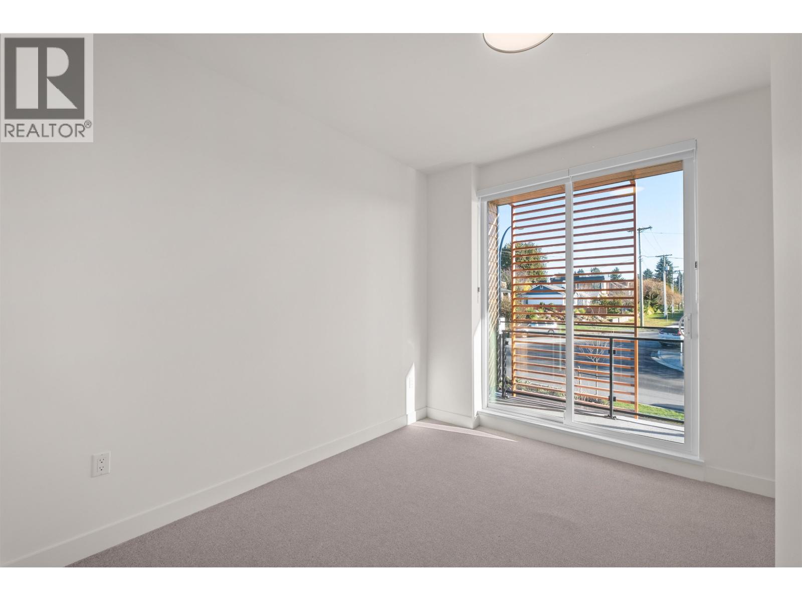 103 333 ST. DAVIDS AVENUE, North Vancouver