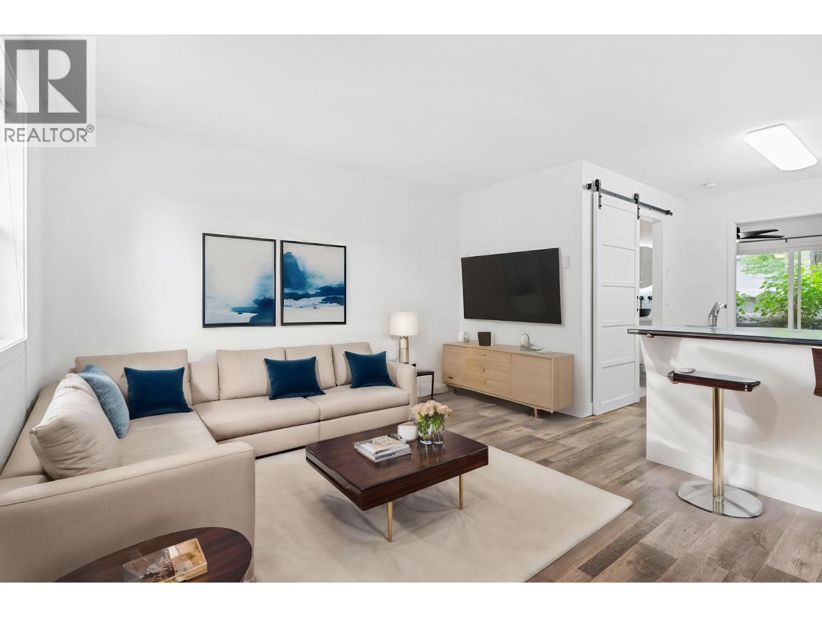 205 2585 Hebert Road, West Kelowna