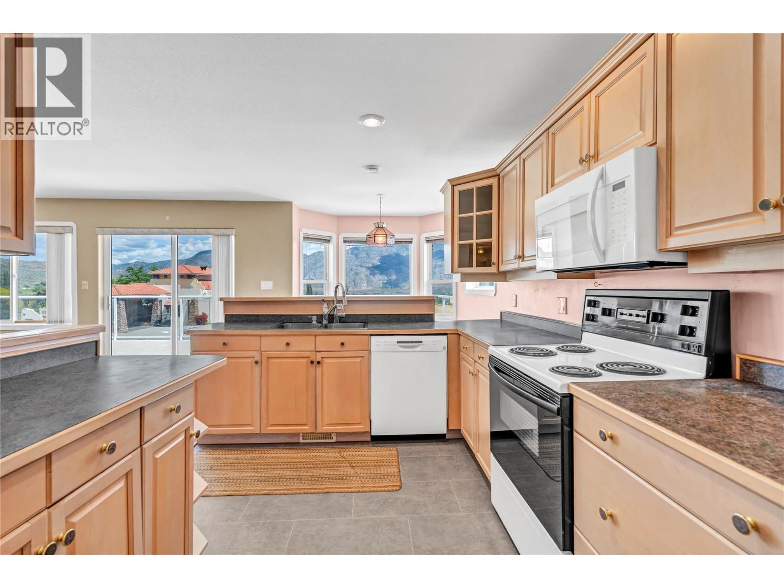 12113 Glen Abbey Court, Osoyoos