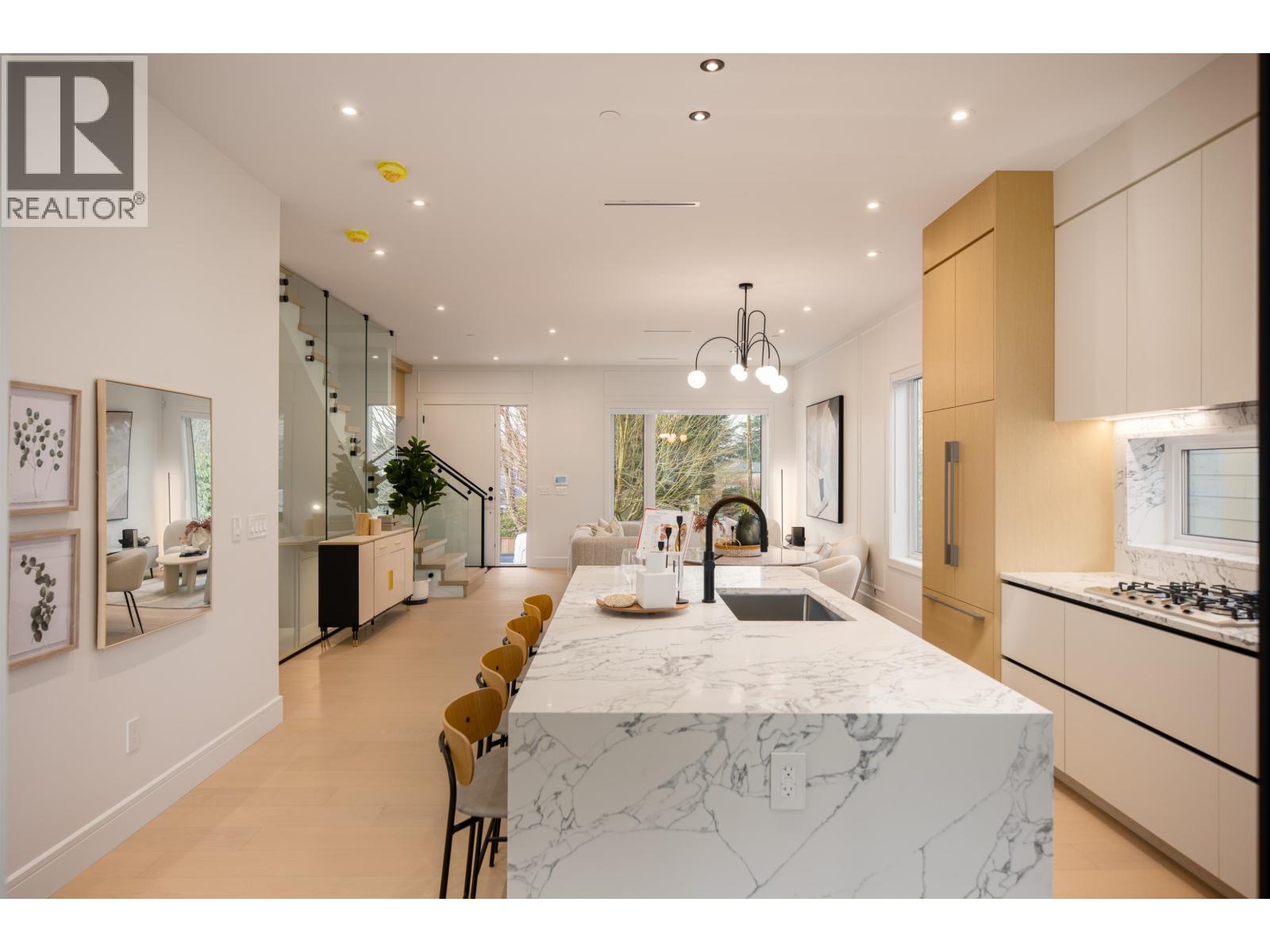 7380 MAPLE STREET, Vancouver