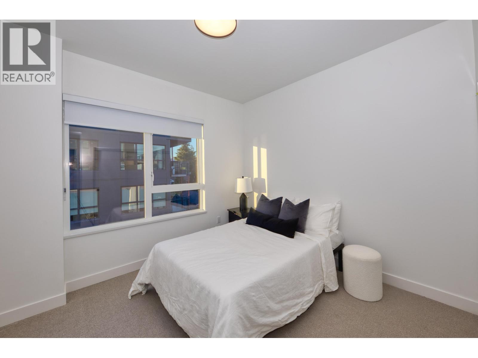 368 422 E 3RD STREET, North Vancouver