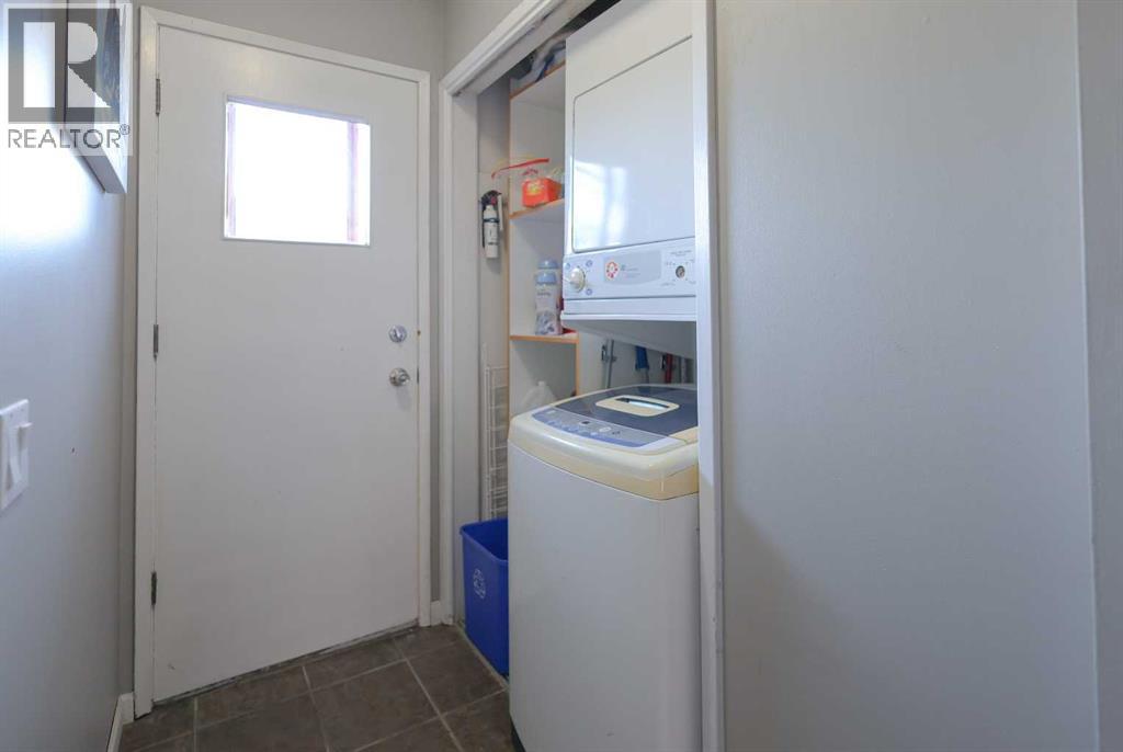 Single Family House for Sale in  Dalgleish Bay NW Dalhousie Calgary 