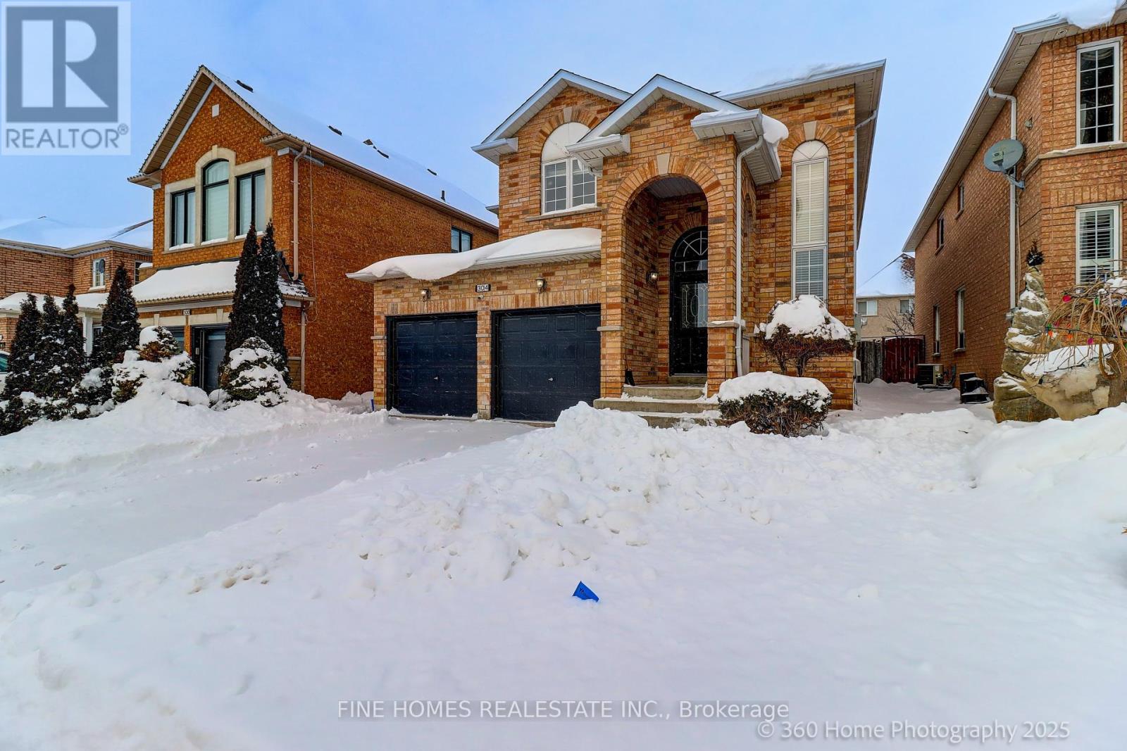 304 drummond Unit Upper photo 2