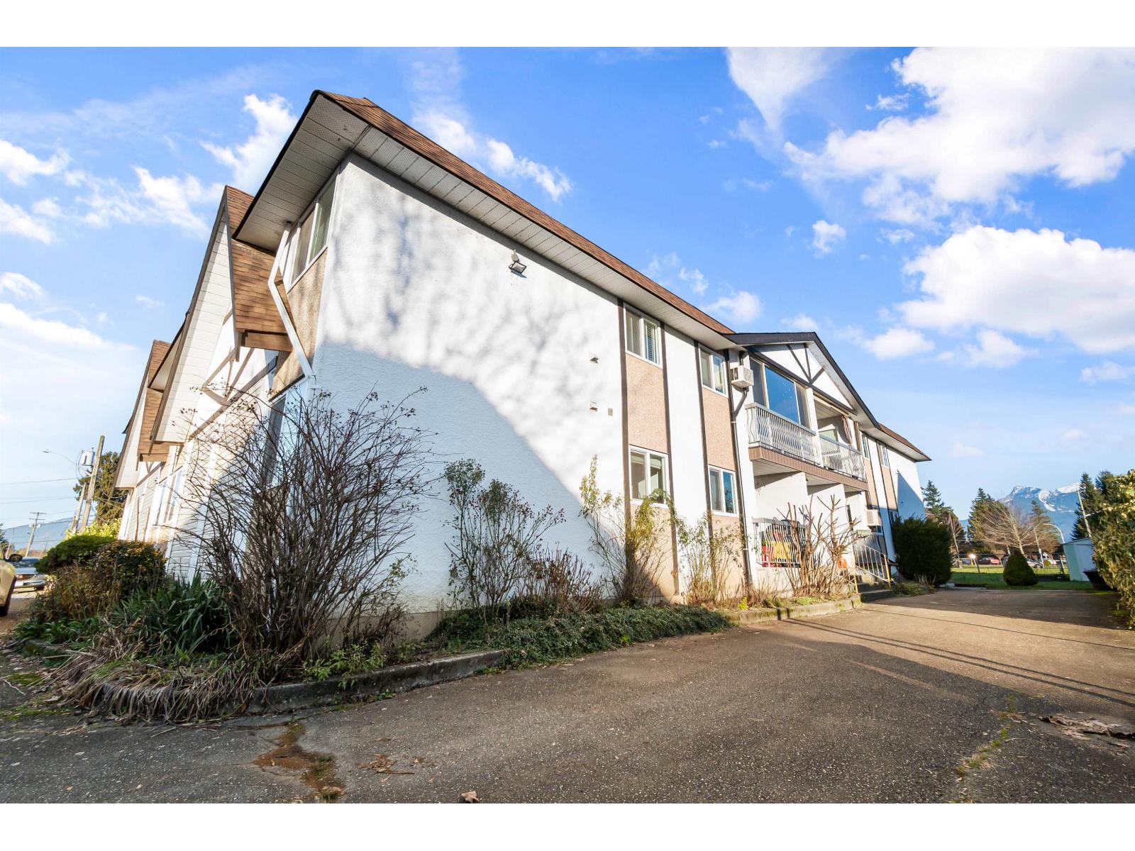 104 9516 ROTARY STREET, Chilliwack Proper East, Chilliwack