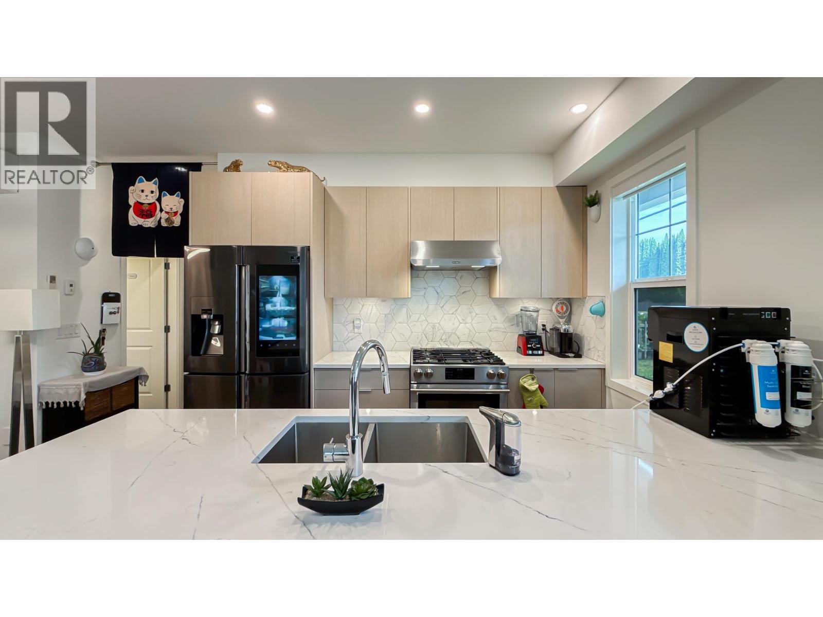 #4-7780 BRIDGE Street, Richmond