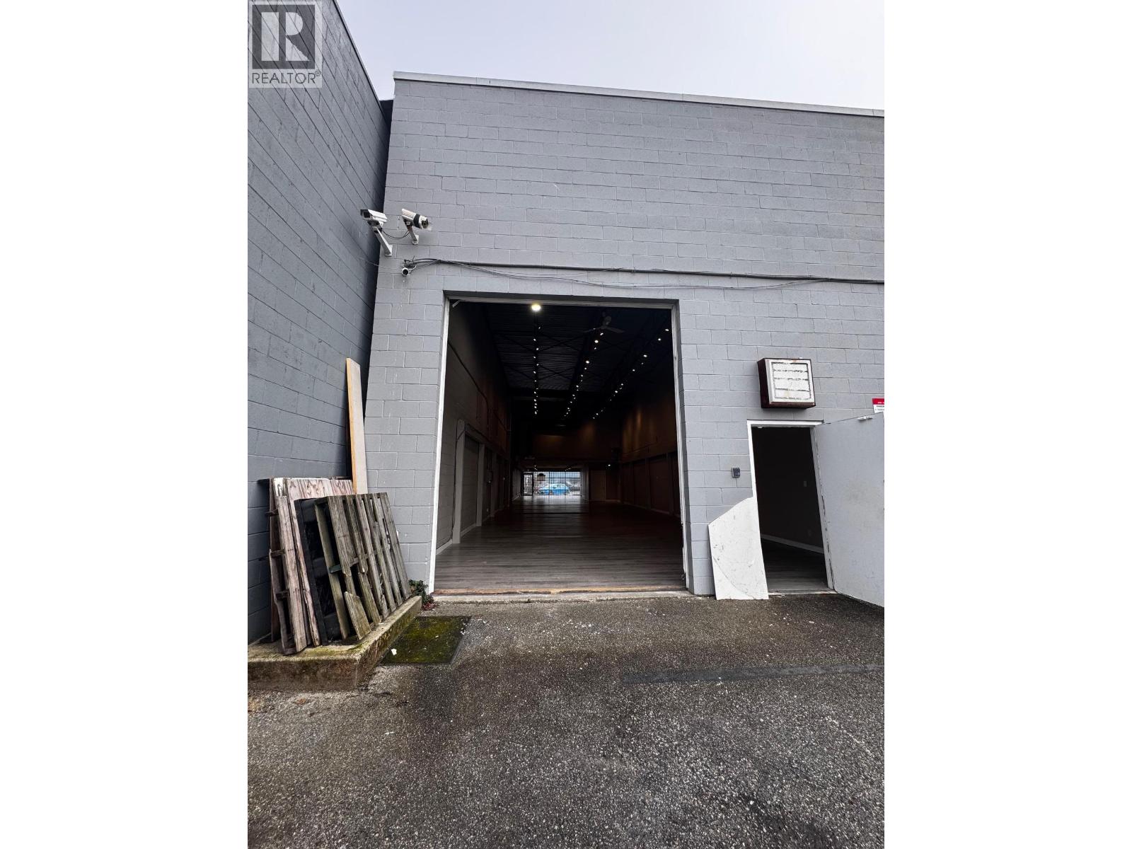 Industrial in Richmond - Image 12