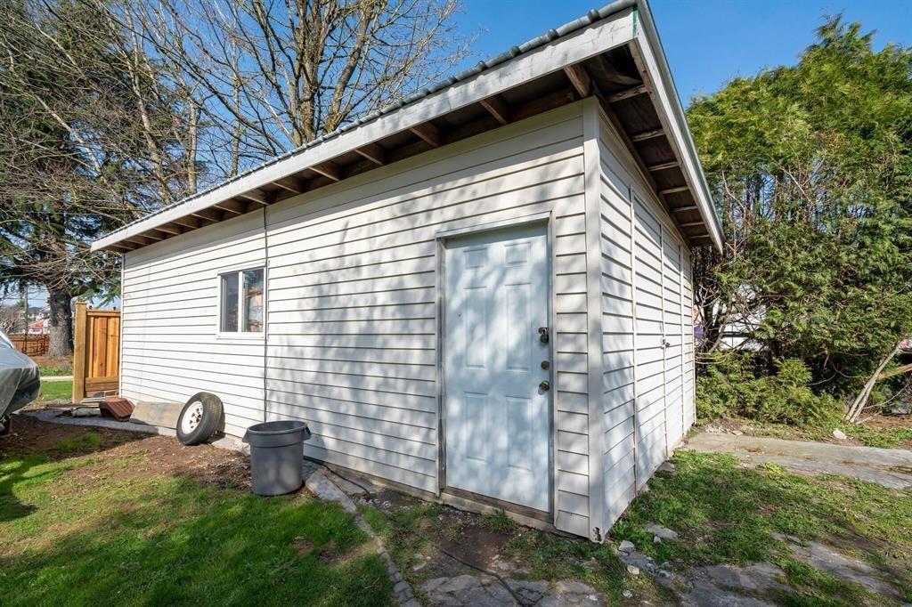 6595 VEDDER ROAD, Sardis South, Chilliwack