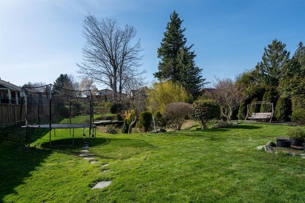 6595 VEDDER ROAD, Sardis South, Chilliwack