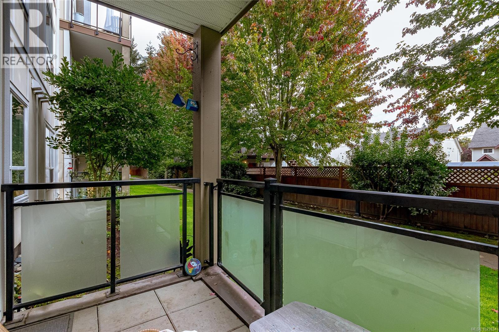 108 938 Dunford Avenue, Langford