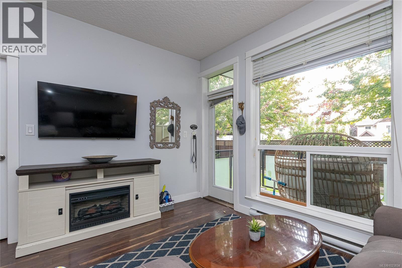 108 938 Dunford Avenue, Langford