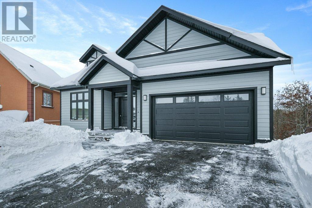 18 AVERY COURT - Photo 2 of 50, Parry Sound, Ontario