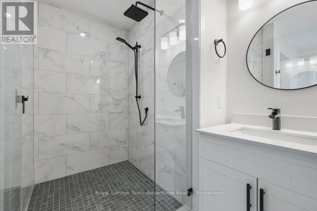 6pc Ensuite
