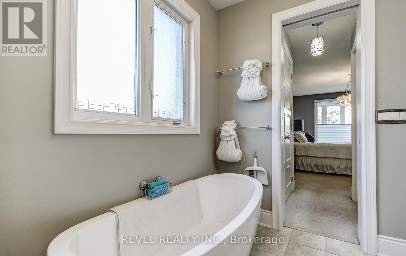 126 ABERFOYLE MILL CRESCENT - 24
