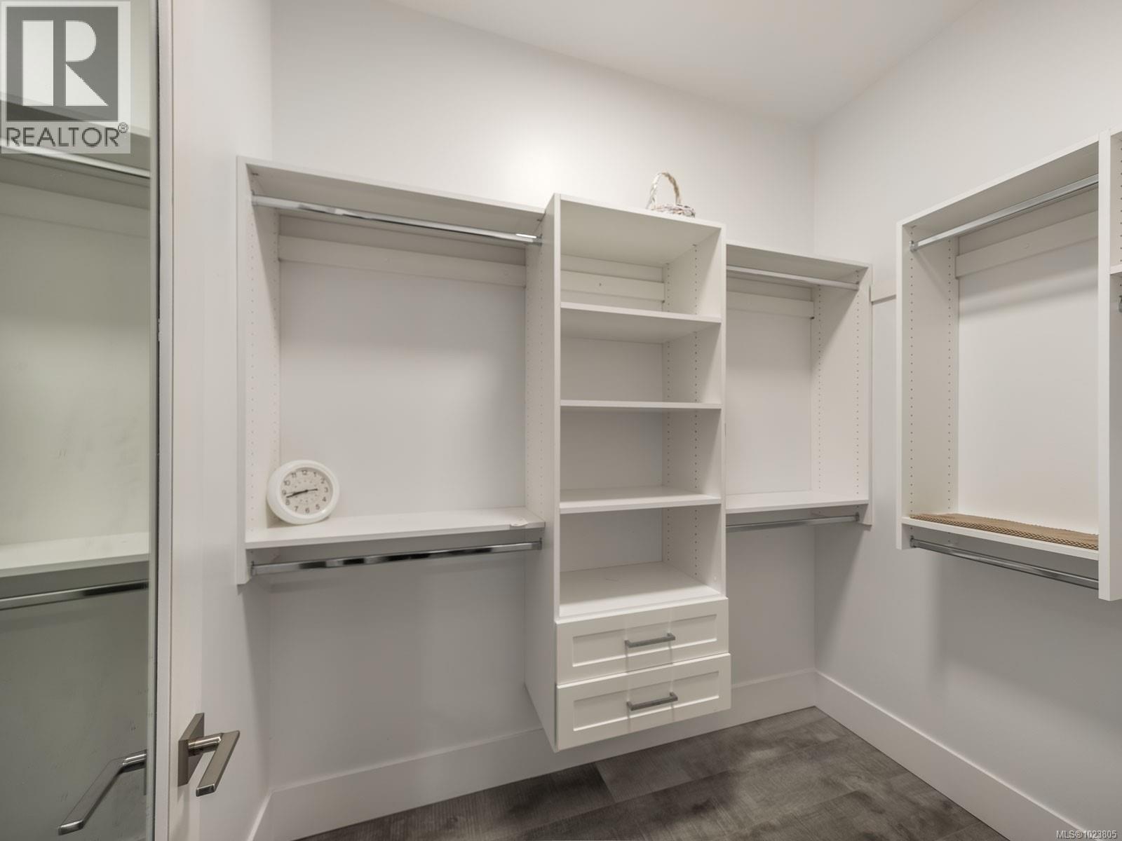 6118 Cottam Rd, Port Alberni