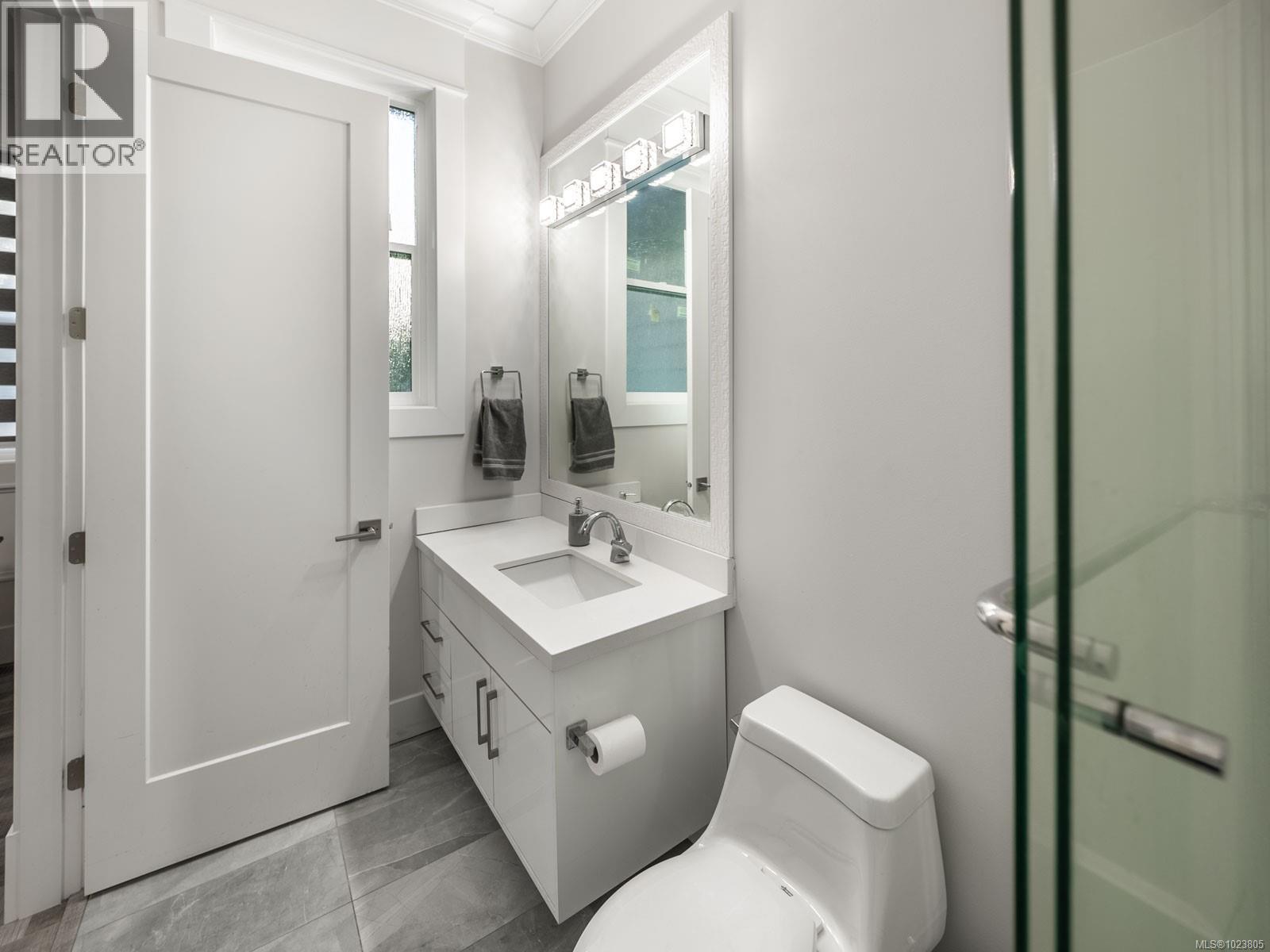 6118 Cottam Rd, Port Alberni