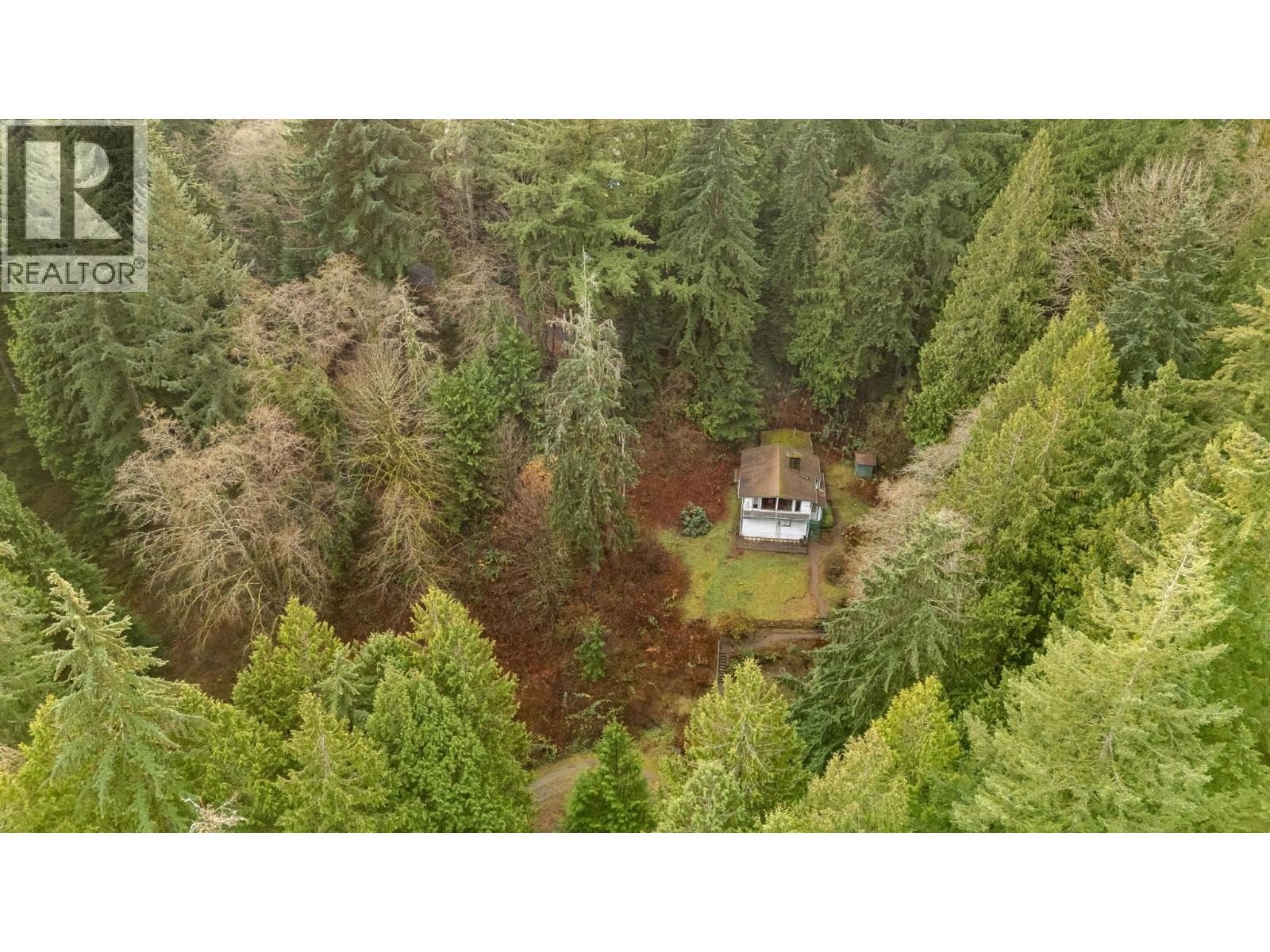 4520 LYNN VALLEY ROAD, North Vancouver