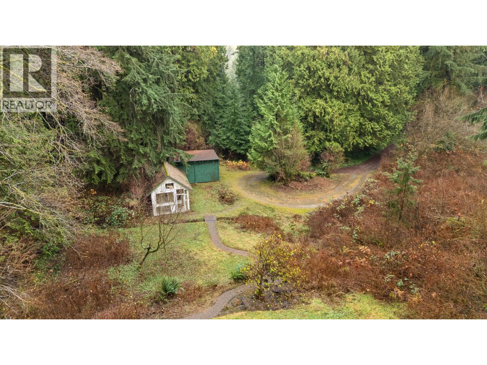 4520 LYNN VALLEY ROAD, North Vancouver