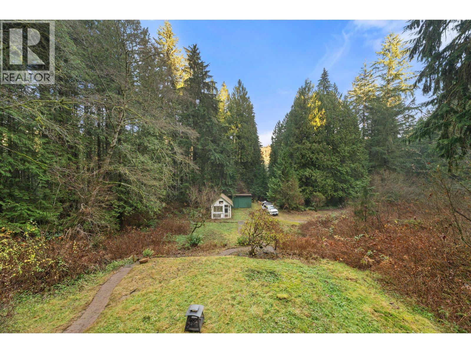 4520 LYNN VALLEY ROAD, North Vancouver