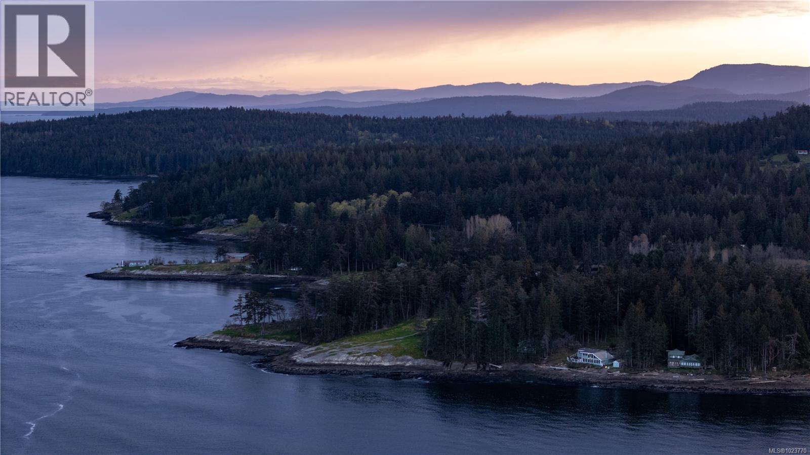  281 Bellhouse Road, Galiano Island