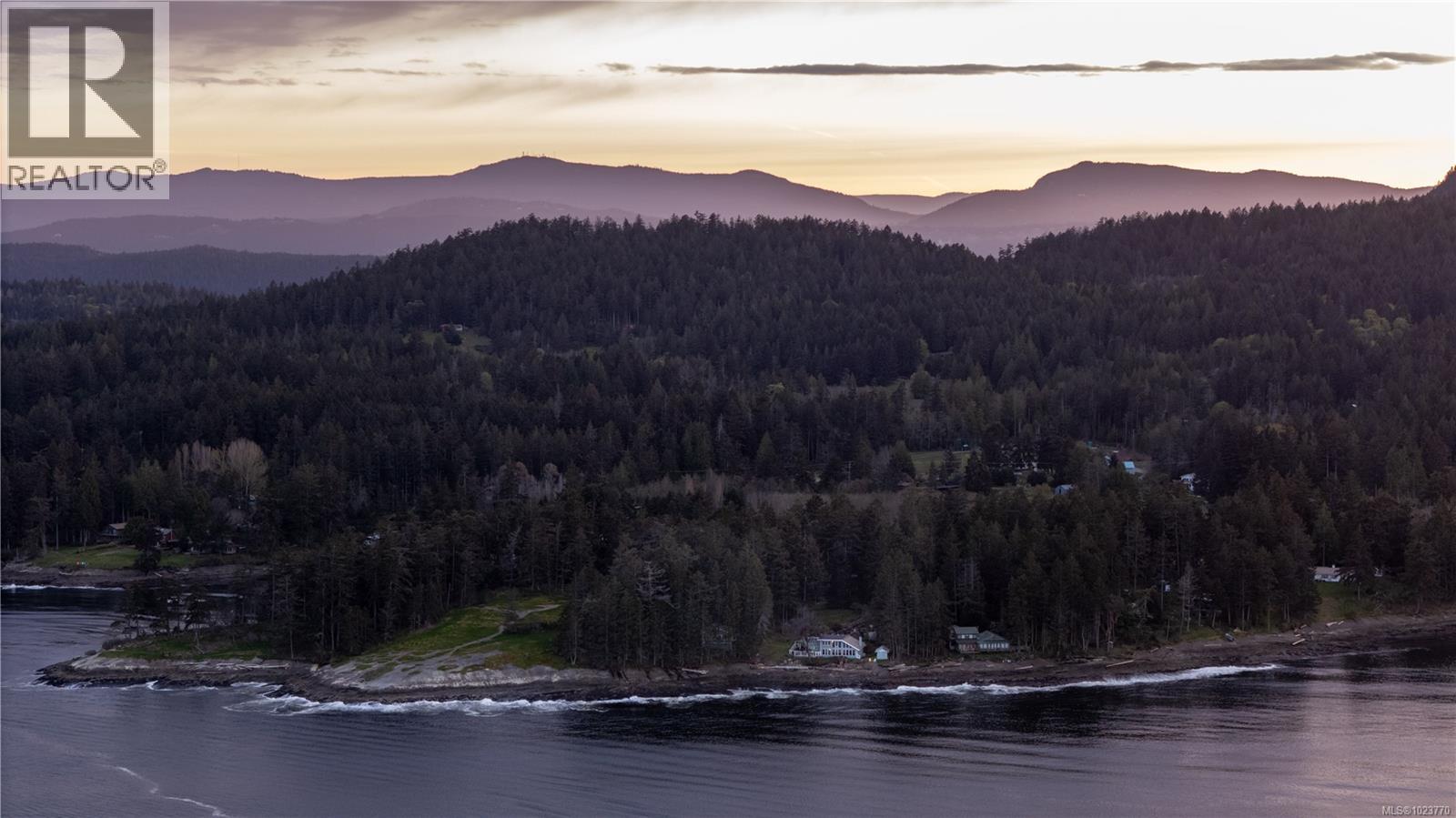  281 Bellhouse Road, Galiano Island