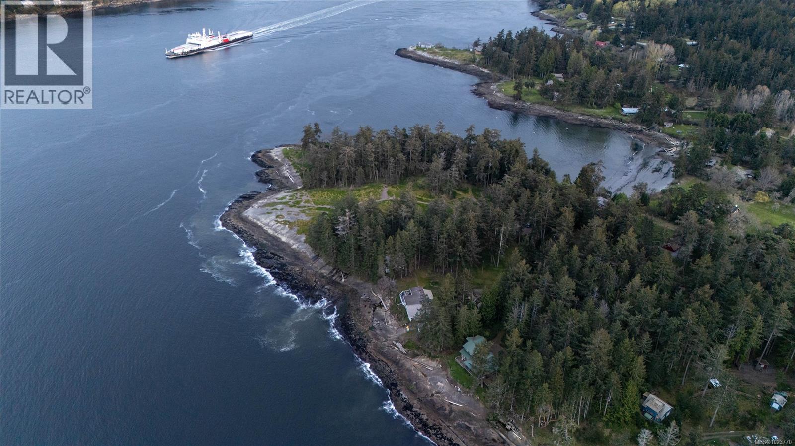  281 Bellhouse Road, Galiano Island