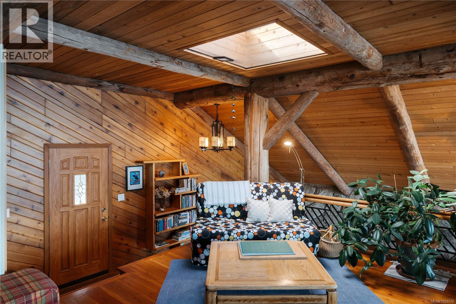  281 Bellhouse Road, Galiano Island