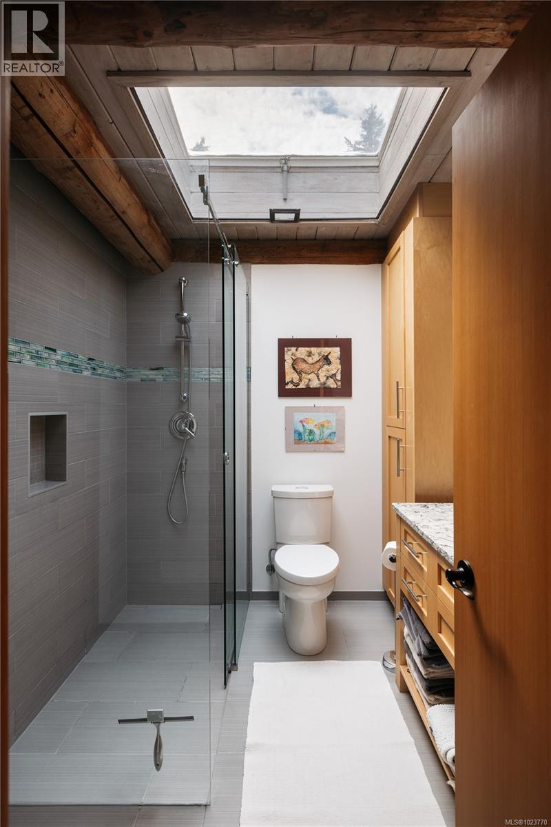  281 Bellhouse Road, Galiano Island