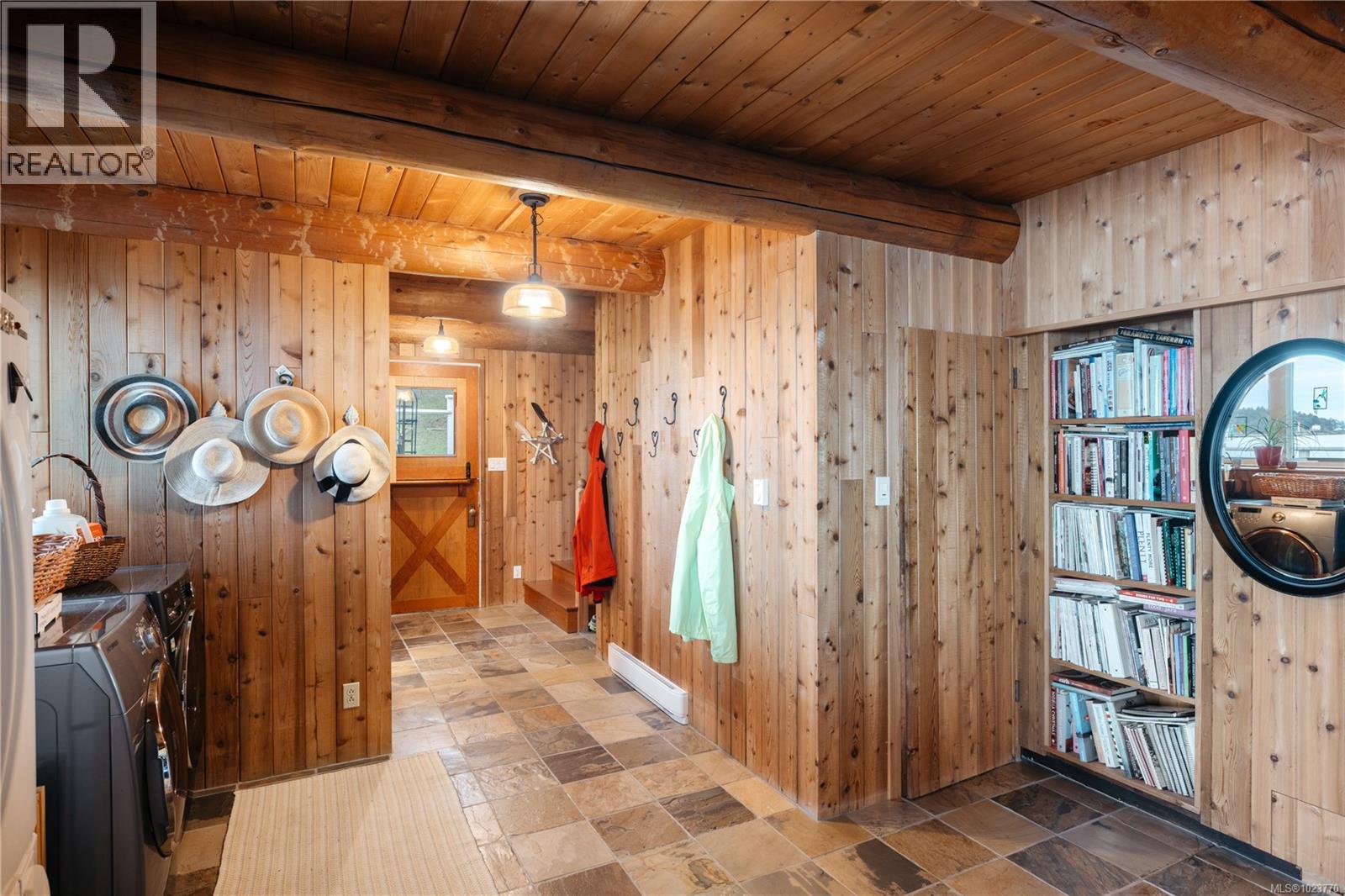  281 Bellhouse Road, Galiano Island