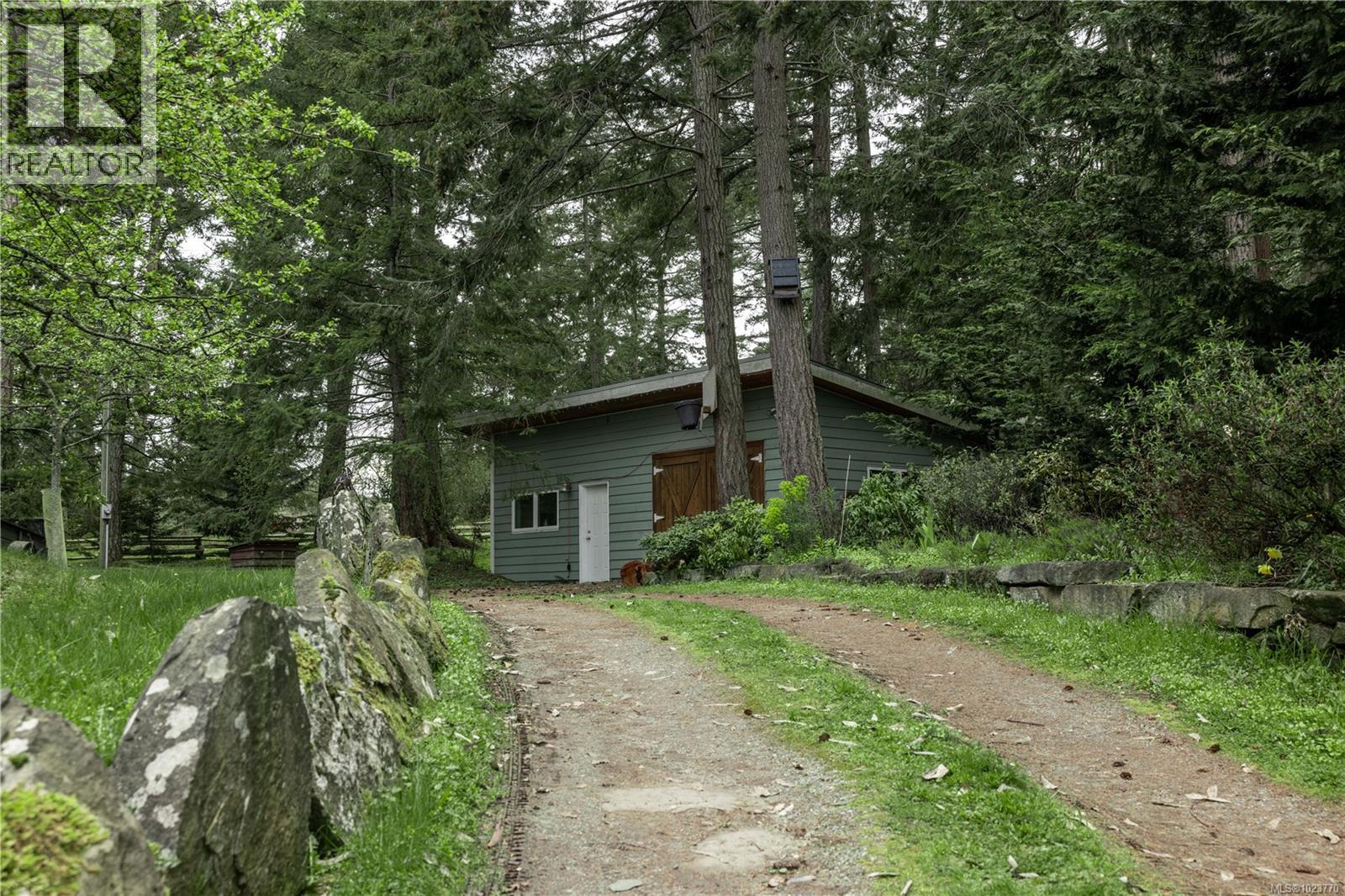  281 Bellhouse Road, Galiano Island