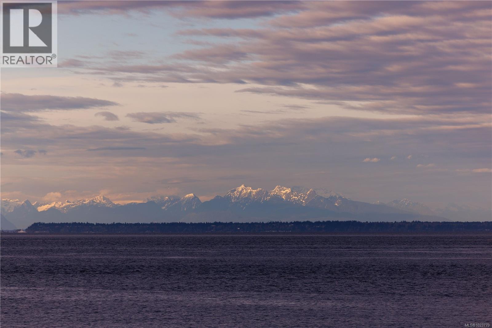  281 Bellhouse Road, Galiano Island