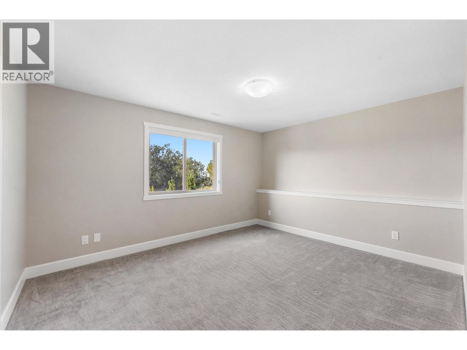 5 1342 Shaunna Road, Kelowna