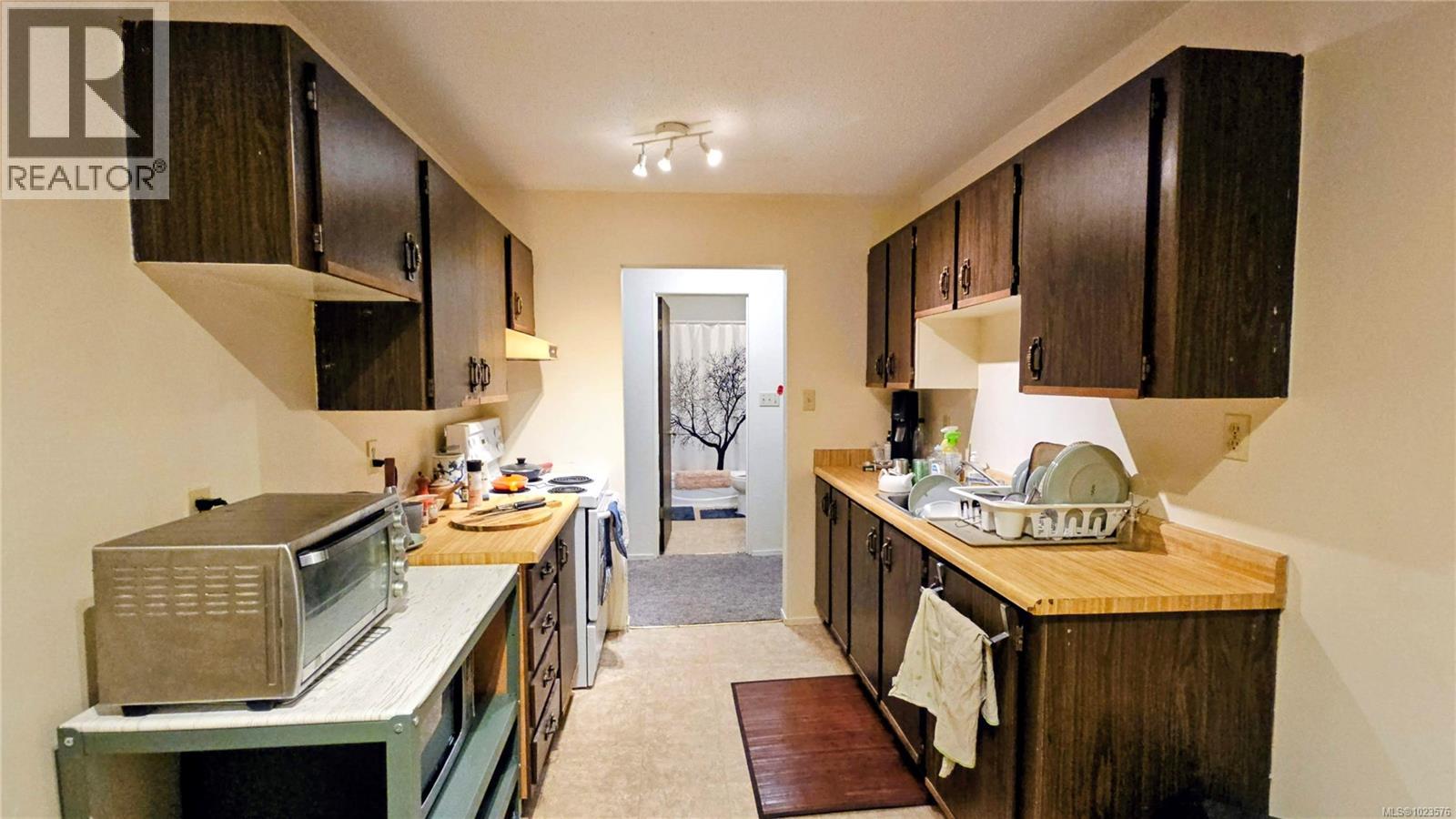 403 7450 Rupert St, Port Hardy