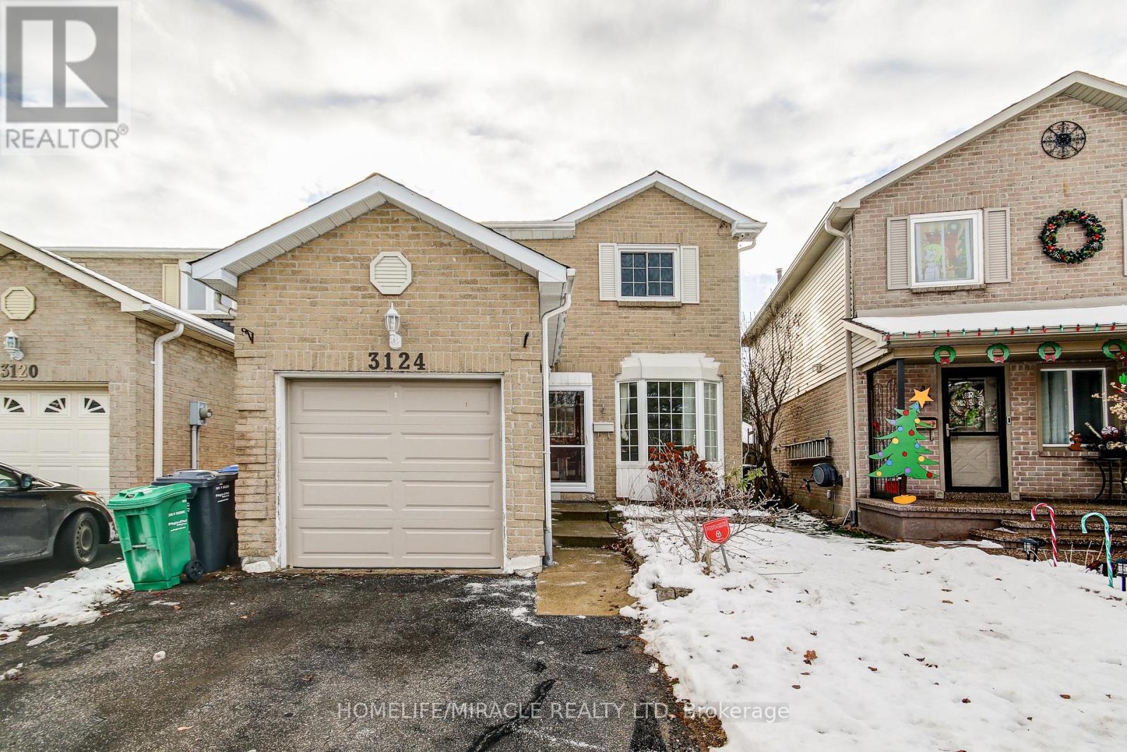 3124 PATRICK CRESCENT - 2
