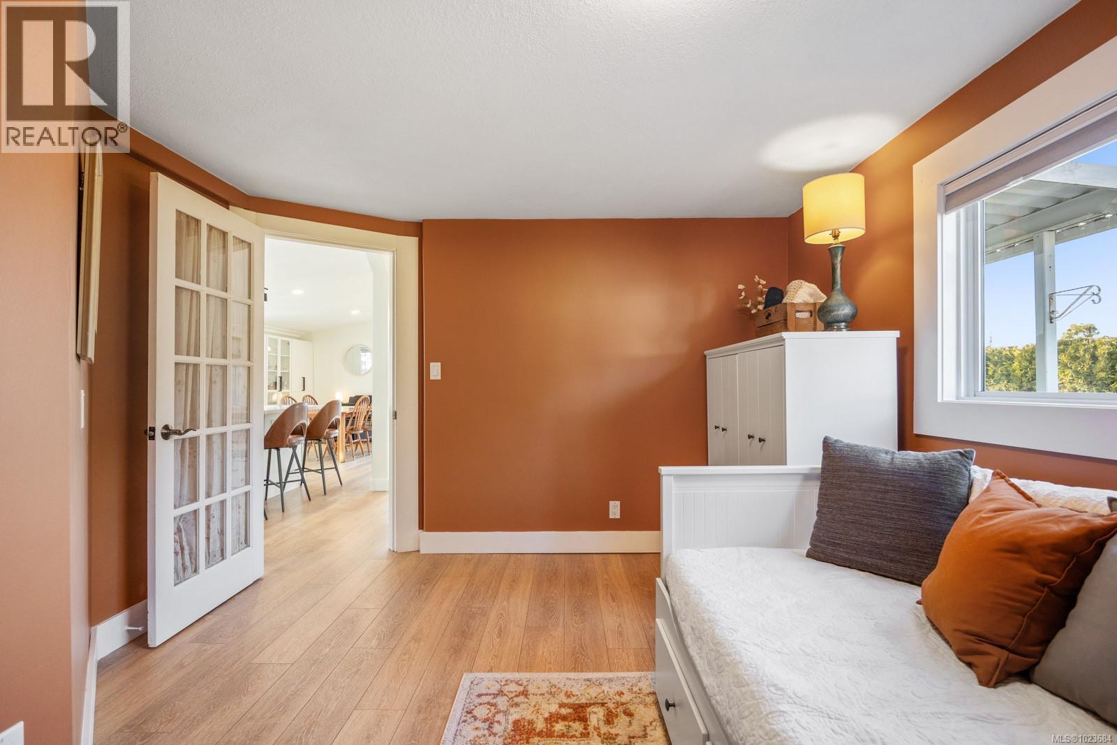 2153 STADACONA DR - 18