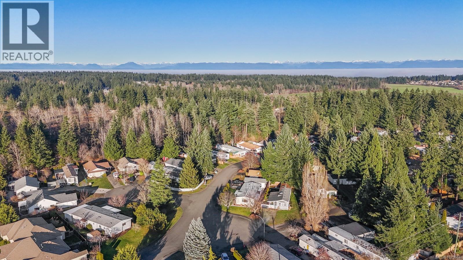 2153 STADACONA DR - 36