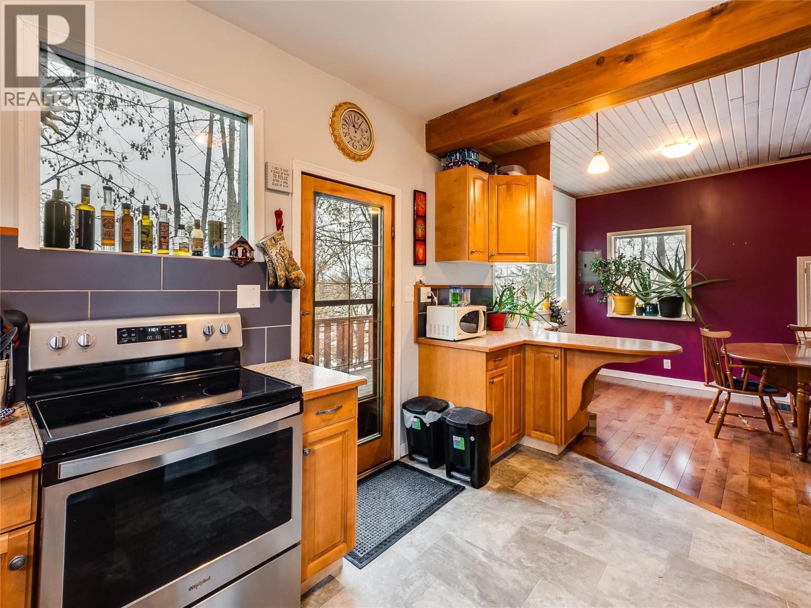 2050 Georgia Street, Rossland