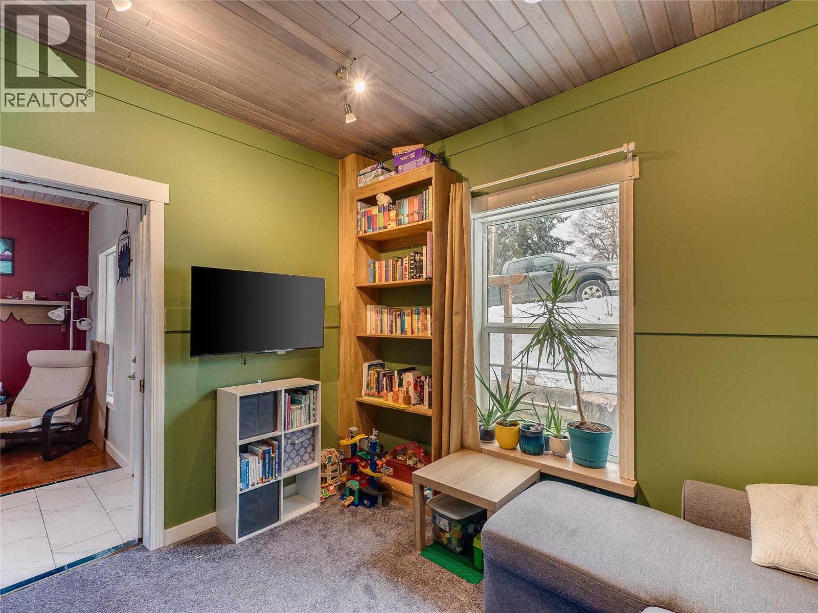 2050 Georgia Street, Rossland