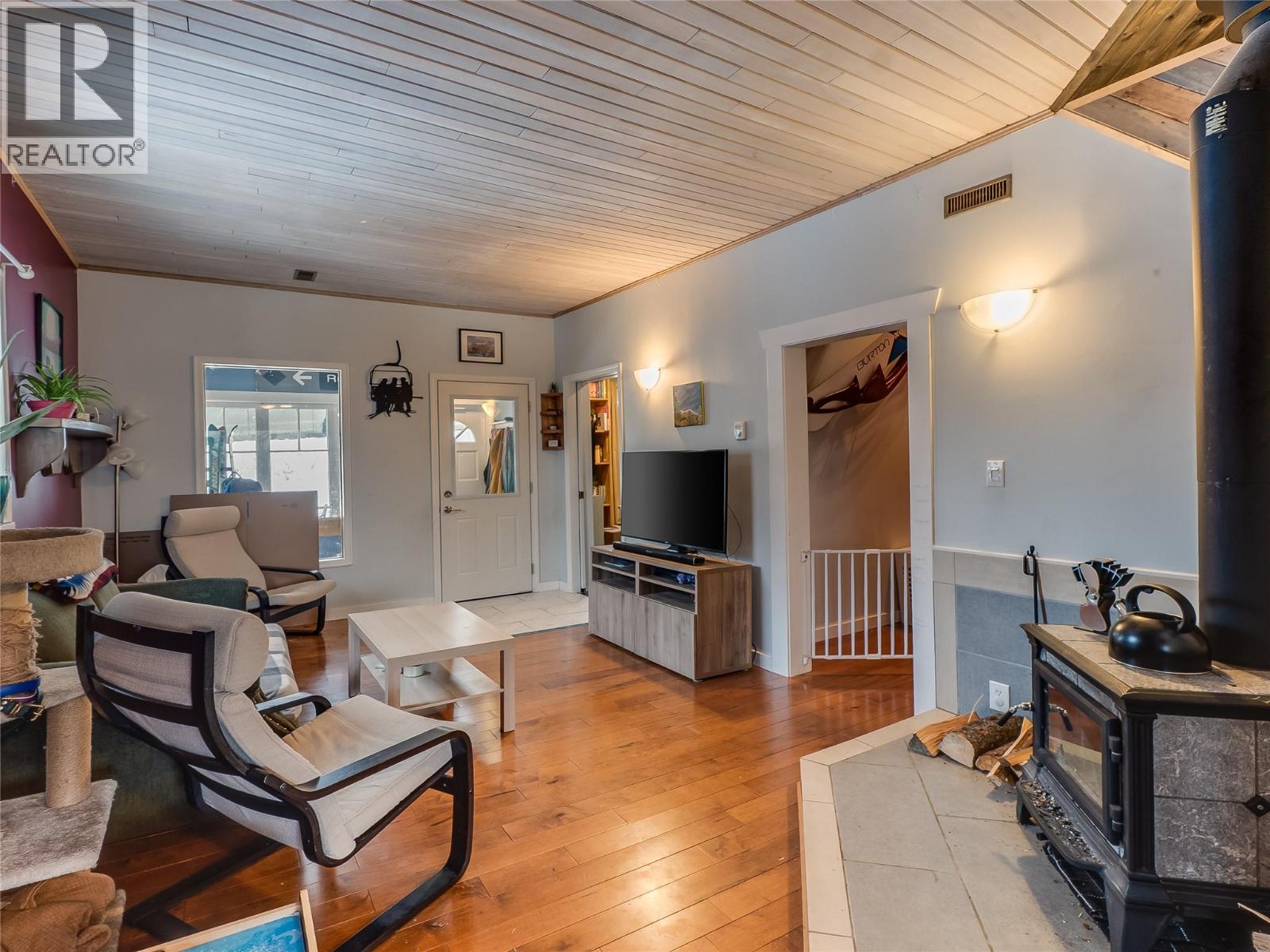 2050 Georgia Street, Rossland