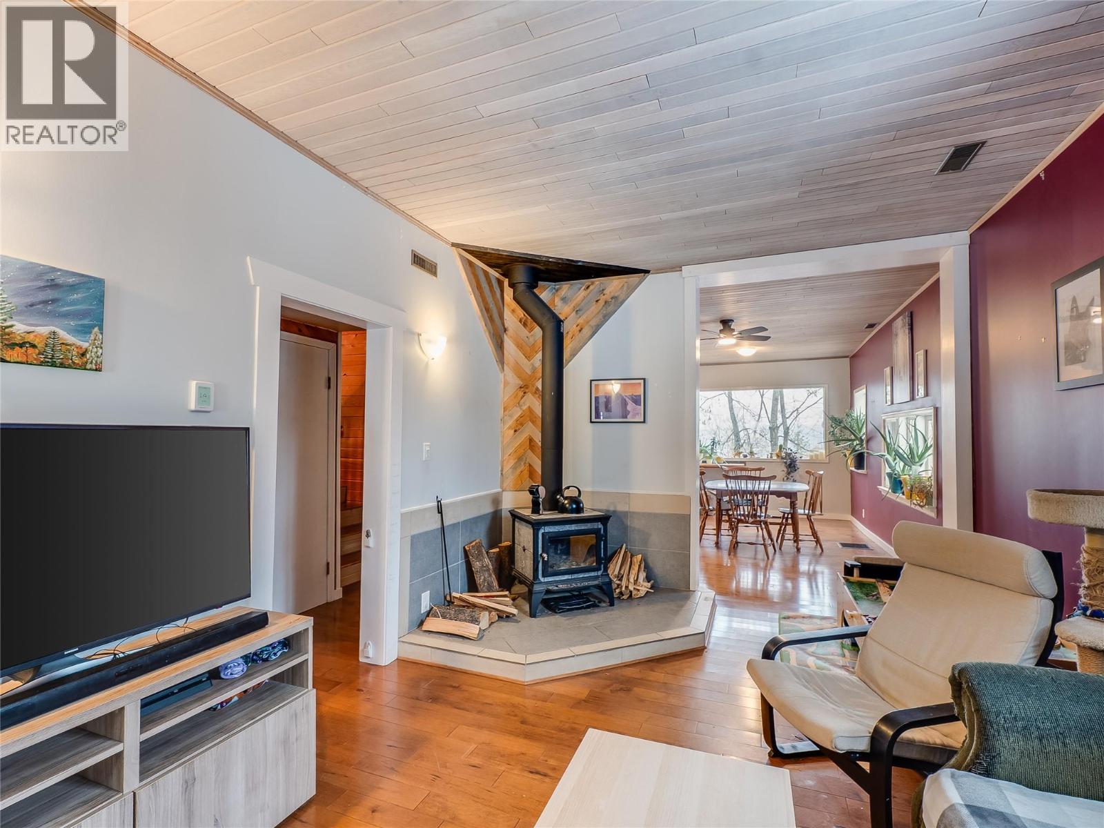 2050 Georgia Street, Rossland