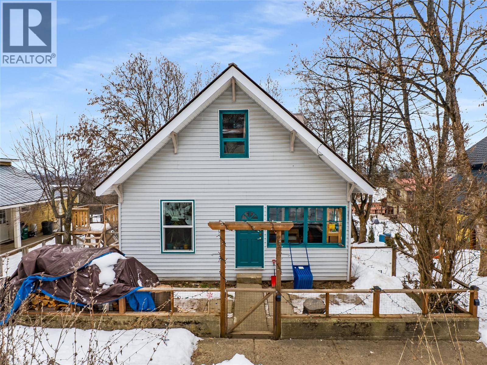 2050 Georgia Street, Rossland