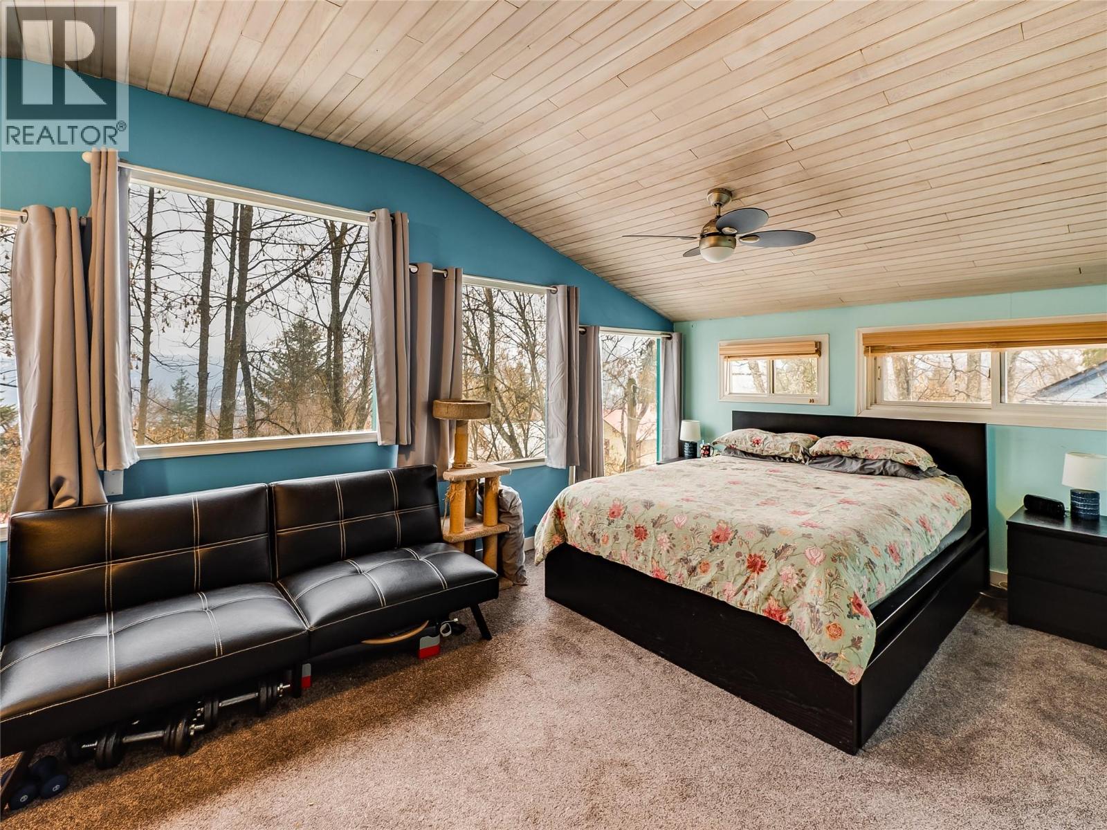 2050 Georgia Street, Rossland