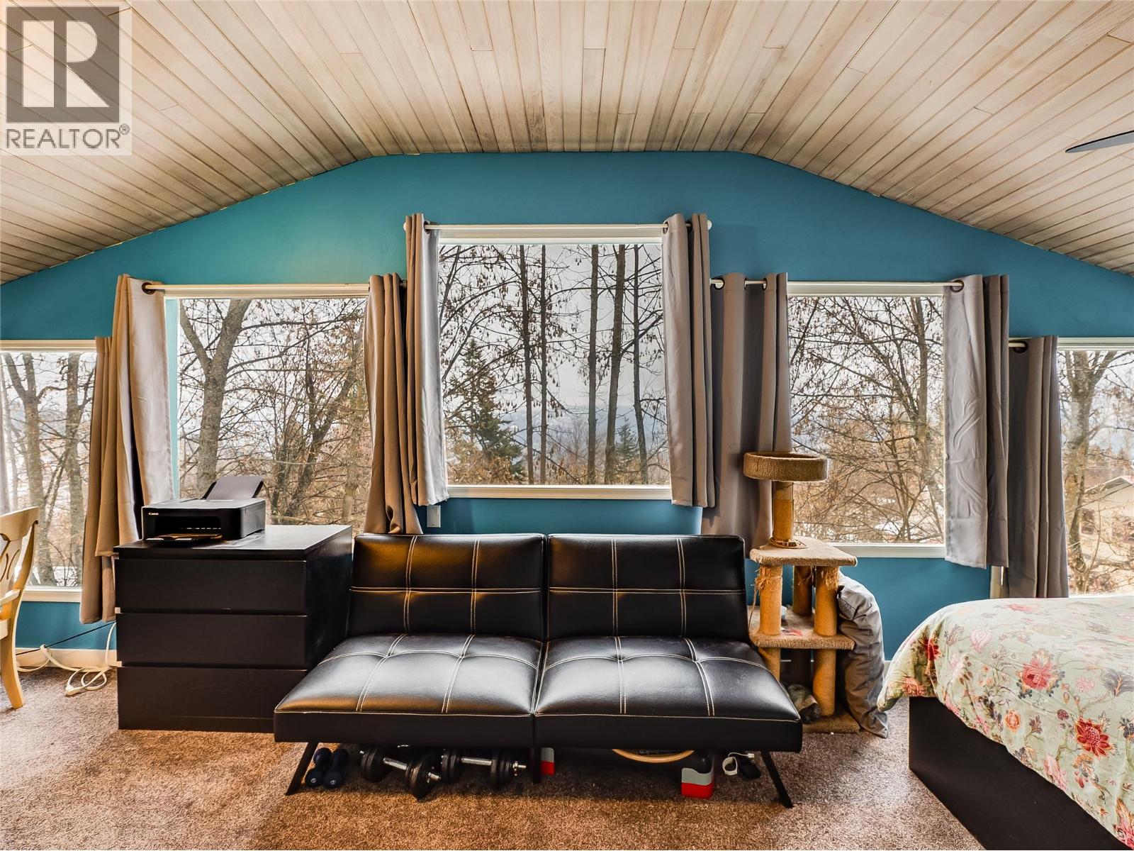 2050 Georgia Street, Rossland