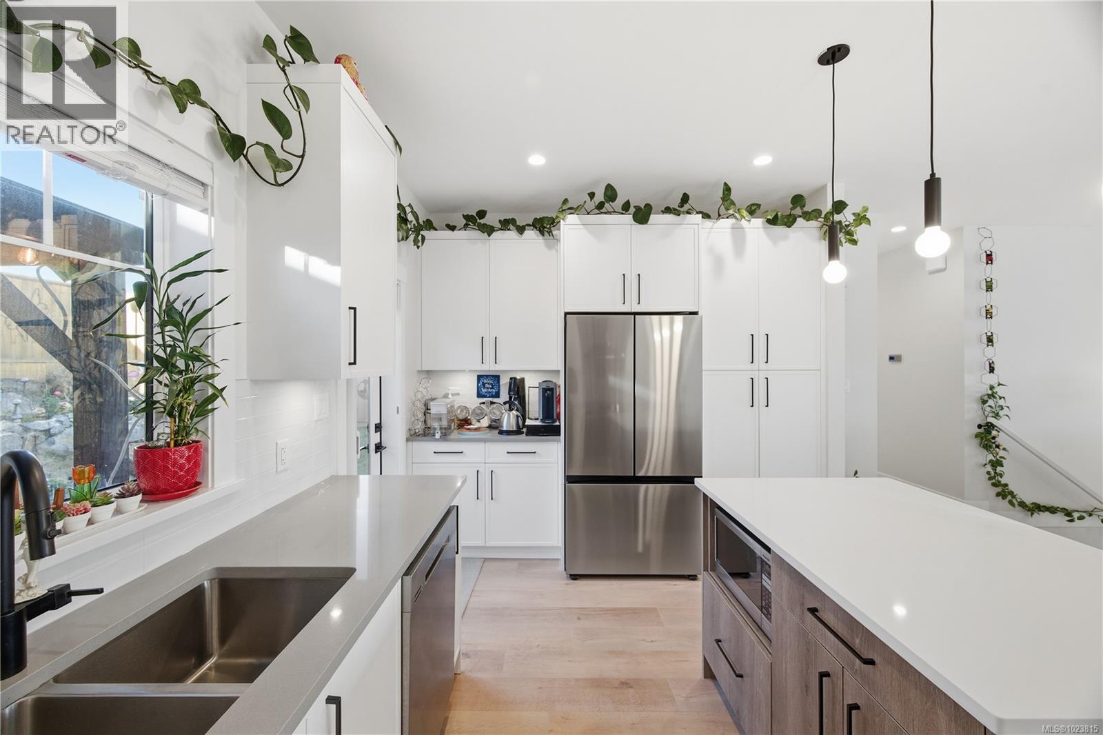 362 Tideline Lane, Colwood