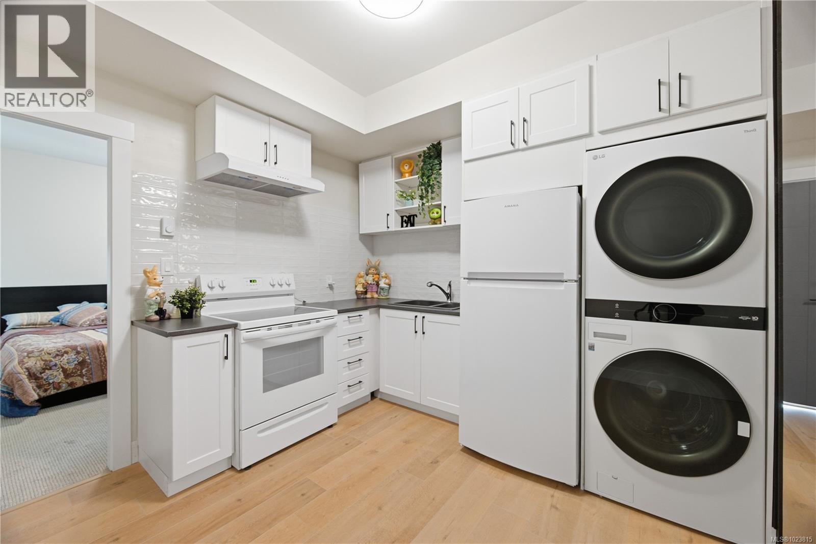 362 Tideline Lane, Colwood