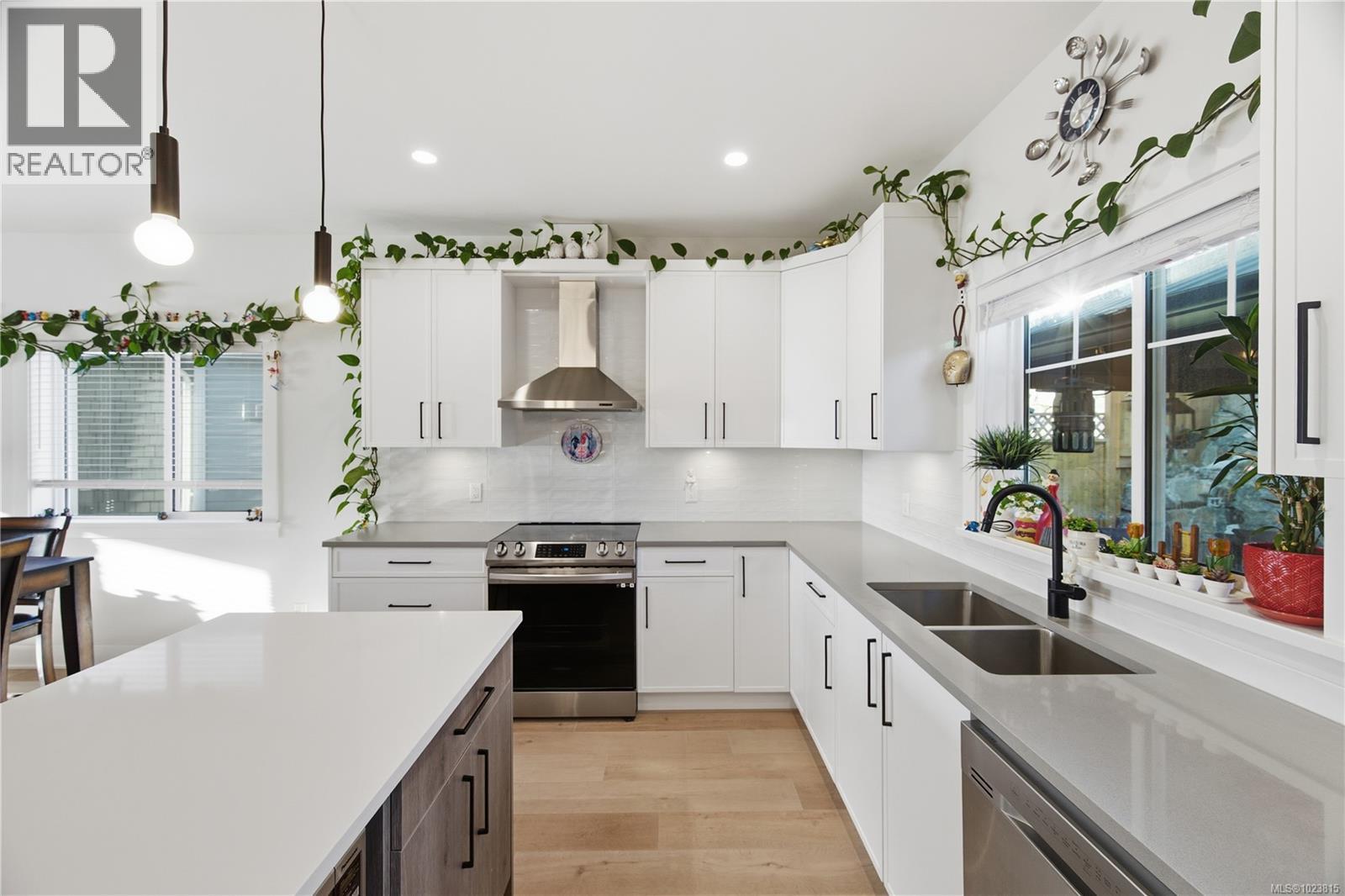 362 Tideline Lane, Colwood