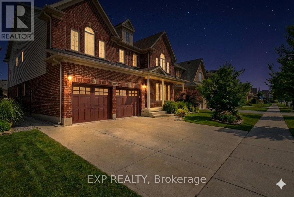 93 TREMAINE DRIVE - Photo 4 of 47, Kitchener, Ontario