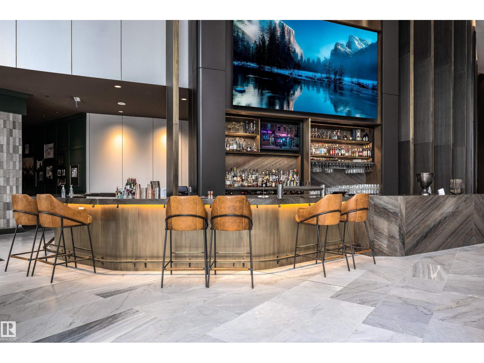 #4001 10360 102 ST NW, Edmonton