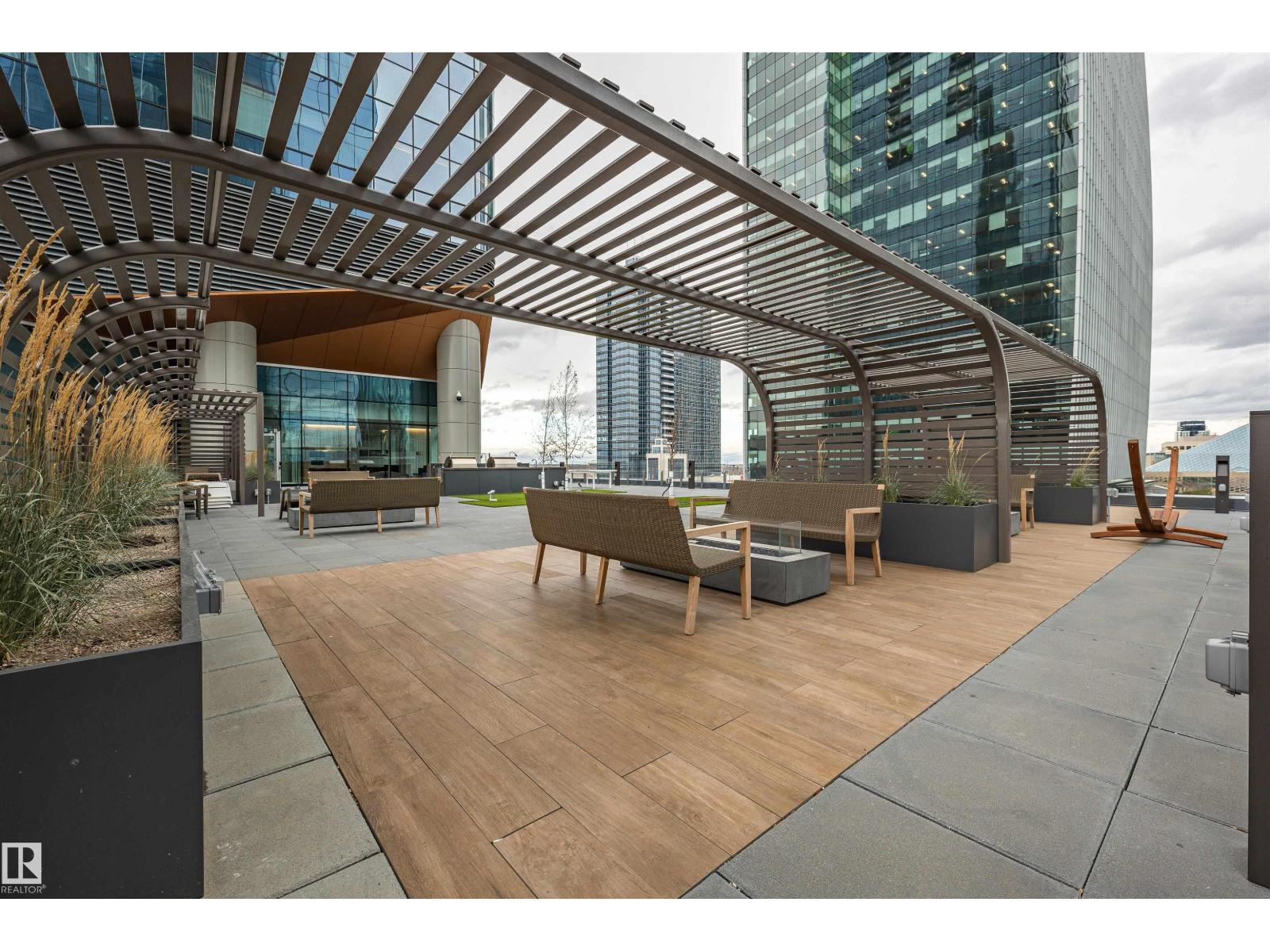 #4001 10360 102 ST NW, Edmonton